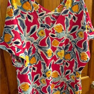 Multicolor lightweight top